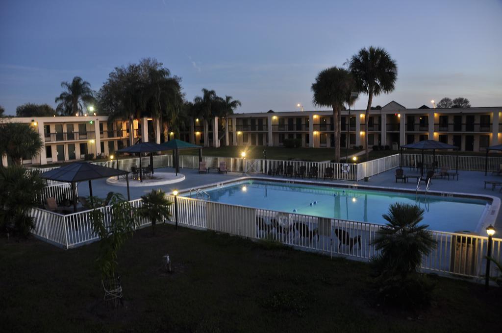 Winter Haven Gardens Inn Exterior foto
