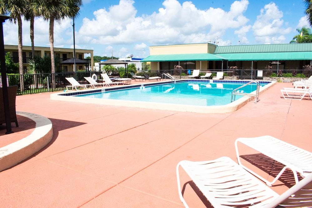 Winter Haven Gardens Inn Exterior foto